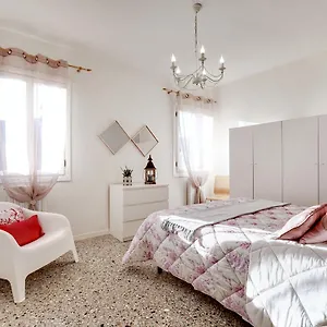 Ca' Artisti-s.margherita Venecia